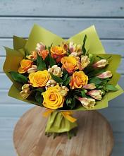 Букет цветов из:  Альстромерии и Розы в Силикатном
