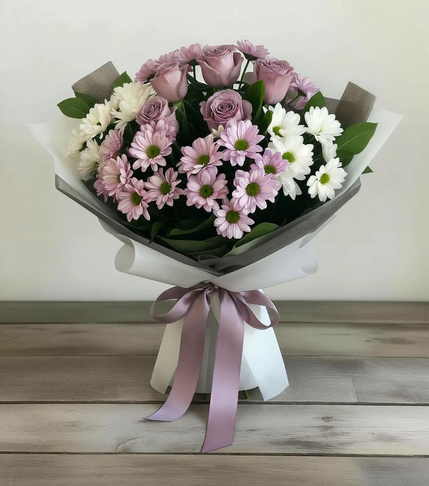 Букет цветов из: Хризантемы и Розы в Силикатном