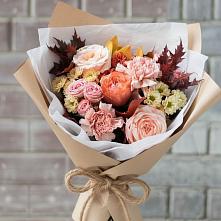Букет цветов из:  Гвоздики, Хризантемы и Розы в Силикатном