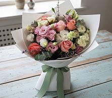 Букет цветов из:  Розы, Лизиантусы и Гвоздики в Силикатном