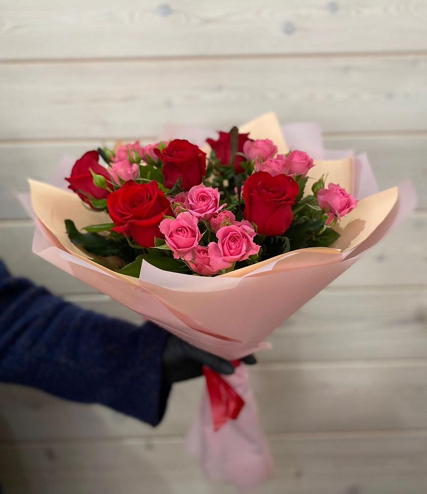 Букет цветов из: Розы в Силикатном