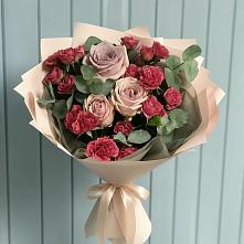 Букет цветов из:  Гвоздики и Розы в Силикатном