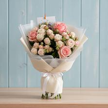 Букет цветов из:  Розы в Силикатном