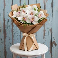 Букет цветов из:  Орхидеи и Розы в Силикатном